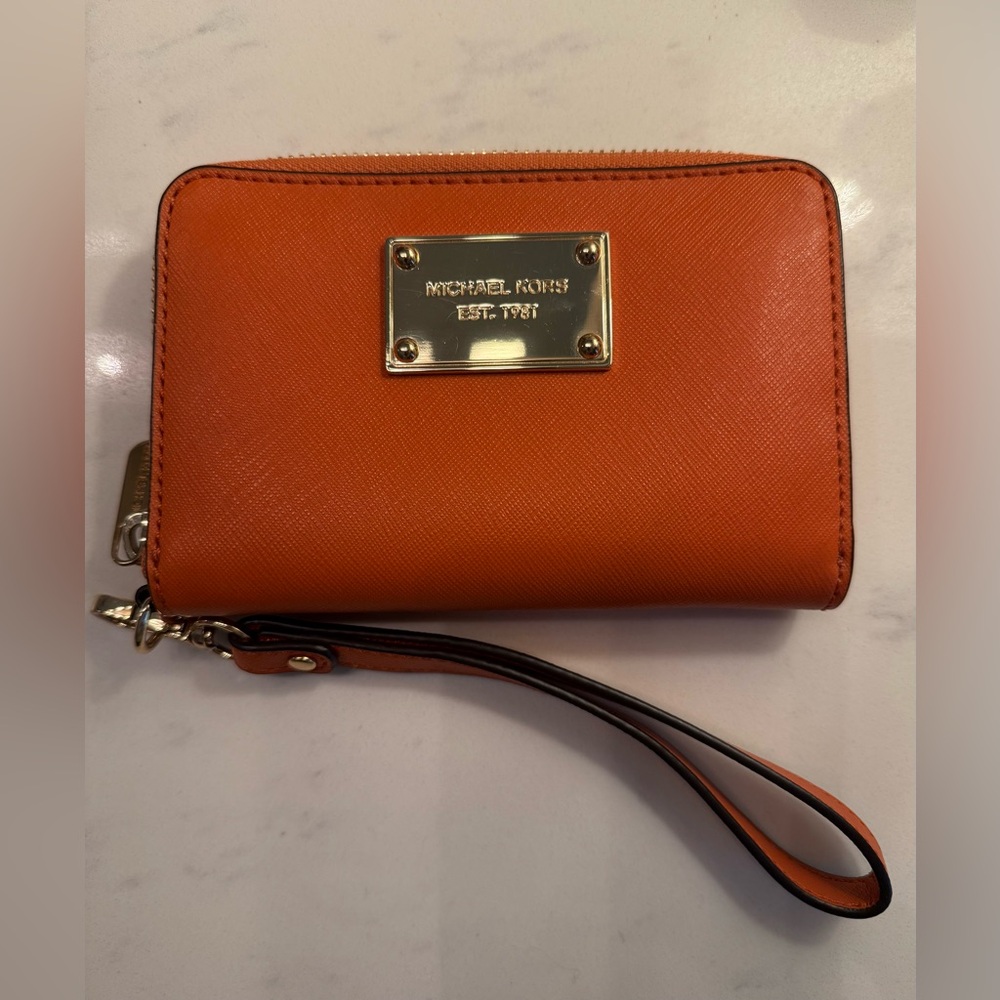 Michael Kors Zip Wallet Orange